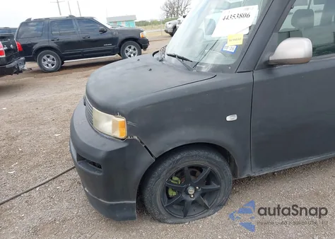2005 Scion Xb z USA, uszkodzony, nr VIN JTLKT334754025465